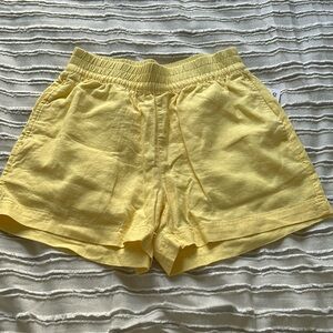 Old navy linen look shirts